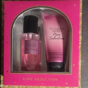 Victoria's Secret Pure Seduction Set - Pink and Black